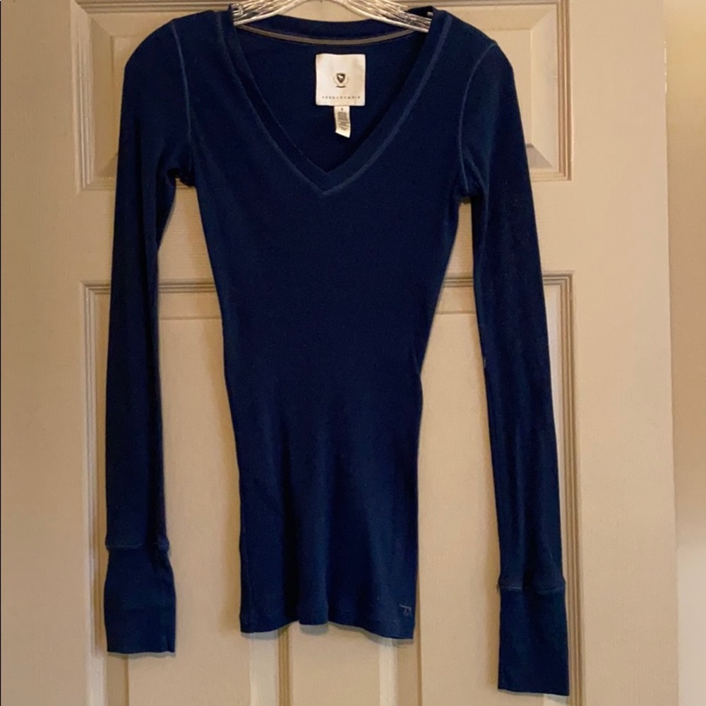 abercrombie navy v neck